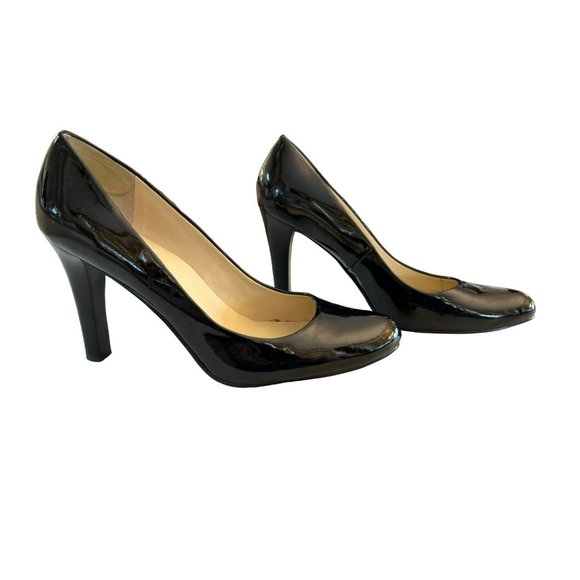 Lauren Ralph Lauren Classic Black Patent Leather Women's 3 1/2" Heel Size 9B-EUC - Picture 2 of 7